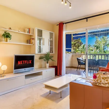 Costalago Beachfront Торремолинос